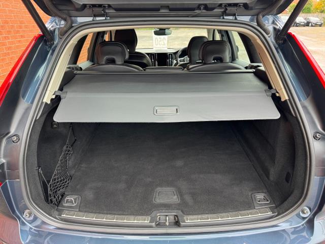 2023 Volvo Xc60 2.0 B5p Core 5Dr Awd Geartronic (OW72KRF) Image 26