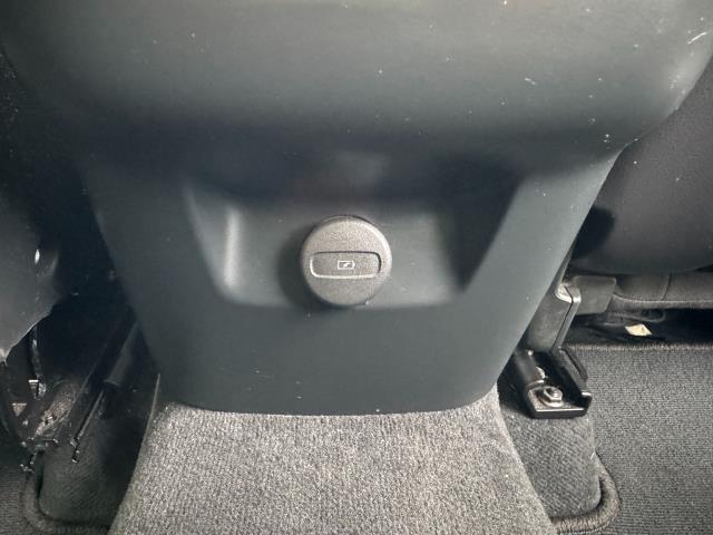 2023 Volvo Xc60 2.0 B5p Core 5Dr Awd Geartronic (OW72KRF) Image 25