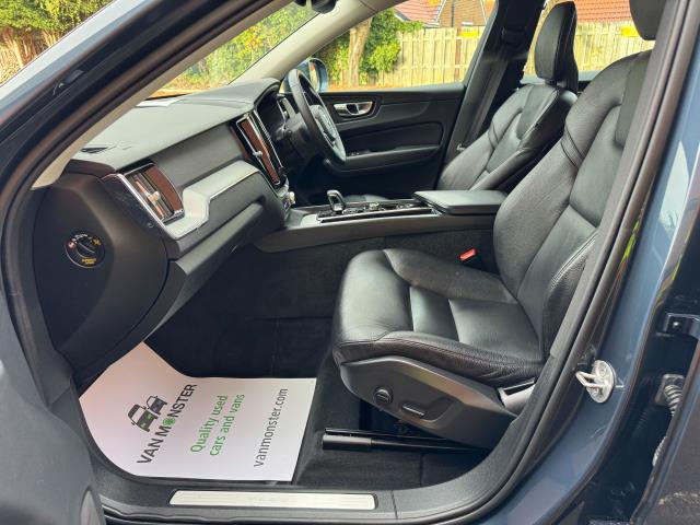 2023 Volvo Xc60 2.0 B5p Core 5Dr Awd Geartronic (OW72KRF) Image 19