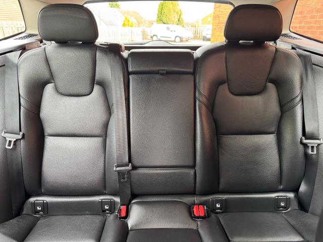 2023 Volvo Xc60 2.0 B5p Core 5Dr Awd Geartronic (OW72KRF) Image 15