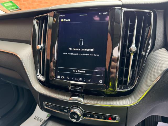 2023 Volvo Xc60 2.0 B5p Core 5Dr Awd Geartronic (OW72KRF) Image 40