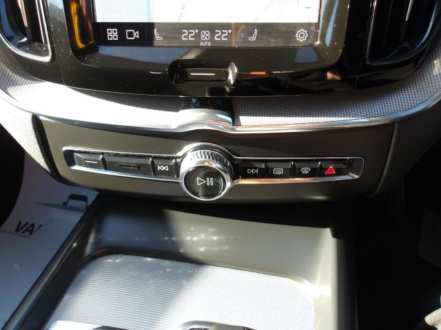 2023 Volvo Xc60 2.0 B5p Core 5Dr Awd Geartronic (OW72KRV) Image 30