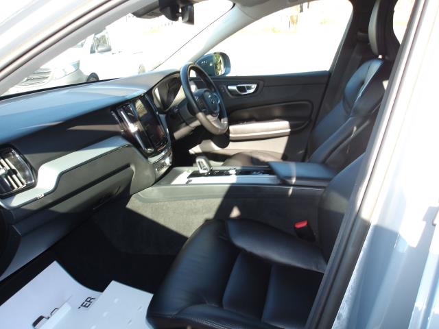 2023 Volvo Xc60 2.0 B5p Core 5Dr Awd Geartronic (OW72KRV) Image 14
