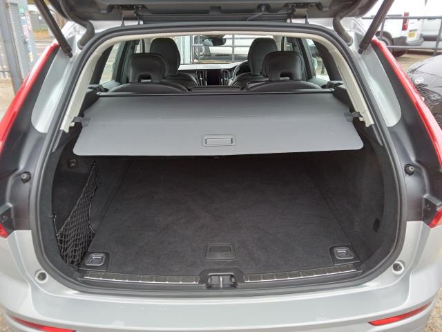 2023 Volvo Xc60 2.0 B5p Core 5Dr Awd Geartronic (OW72KSJ) Image 14