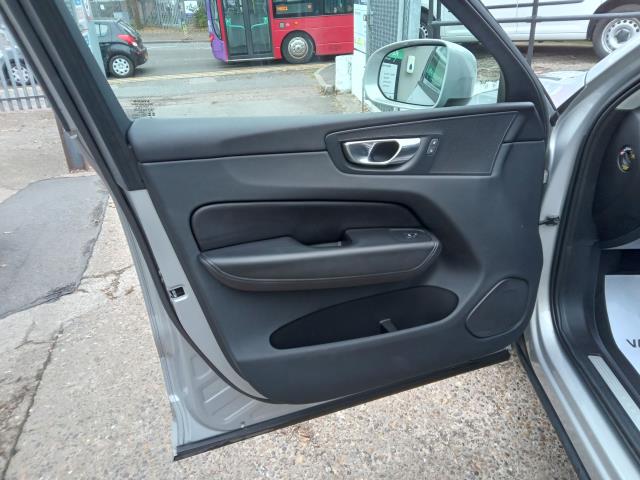 2023 Volvo Xc60 2.0 B5p Core 5Dr Awd Geartronic (OW72KSJ) Image 18