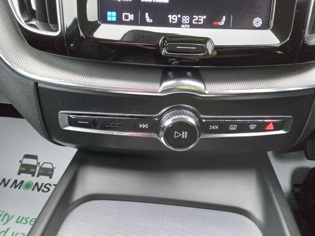 2023 Volvo Xc60 2.0 B5p Core 5Dr Awd Geartronic (OW72KYV) Image 39