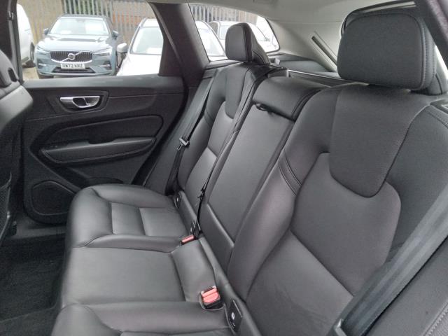 2023 Volvo Xc60 2.0 B5p Core 5Dr Awd Geartronic (OW72KYV) Image 20