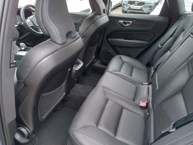 2023 Volvo Xc60 2.0 B5p Core 5Dr Awd Geartronic (OW72KYV) Image 19