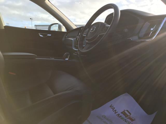 2023 Volvo Xc60 2.0 B5p Core 5Dr Awd Geartronic (OW72LHX) Image 6