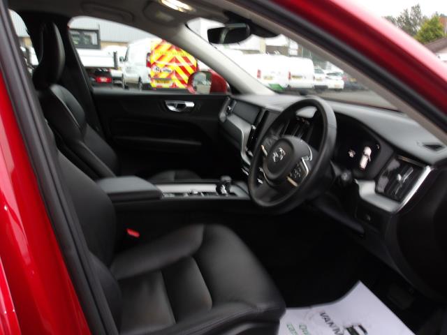2023 Volvo Xc60 2.0 B5p Core 5Dr Awd Geartronic (OW72LJE) Image 22