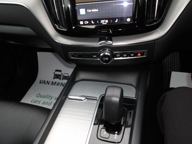 2023 Volvo Xc60 2.0 B5p Core 5Dr Awd Geartronic (OW72LJE) Image 29