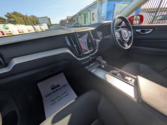 2023 Volvo Xc60 2.0 B5p Core 5Dr Awd Geartronic (OW72LJN) Image 16