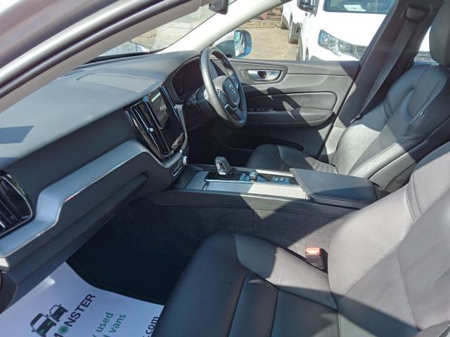 2023 Volvo Xc60 2.0 B5p Core 5Dr Awd Geartronic (OW72NVP) Image 15
