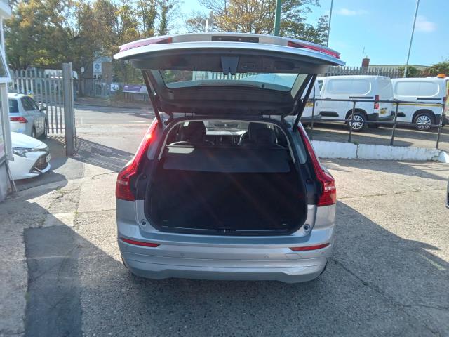 2023 Volvo Xc60 2.0 B5p Core 5Dr Awd Geartronic (OW72NVP) Image 11