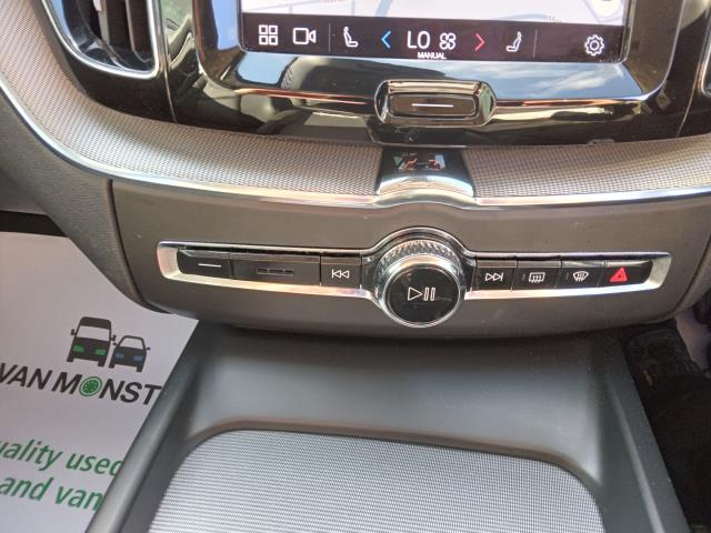 2023 Volvo Xc60 2.0 B5p Core 5Dr Awd Geartronic (OW72NVP) Image 36