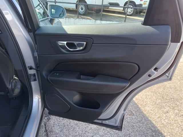 2023 Volvo Xc60 2.0 B5p Core 5Dr Awd Geartronic (OW72NVP) Image 28