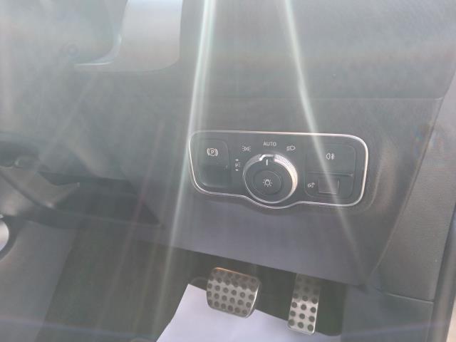 2023 Mercedes-Benz Glb Glb 200 Amg Line Executive 5Dr 7G-Tronic (OW72PYF) Image 31