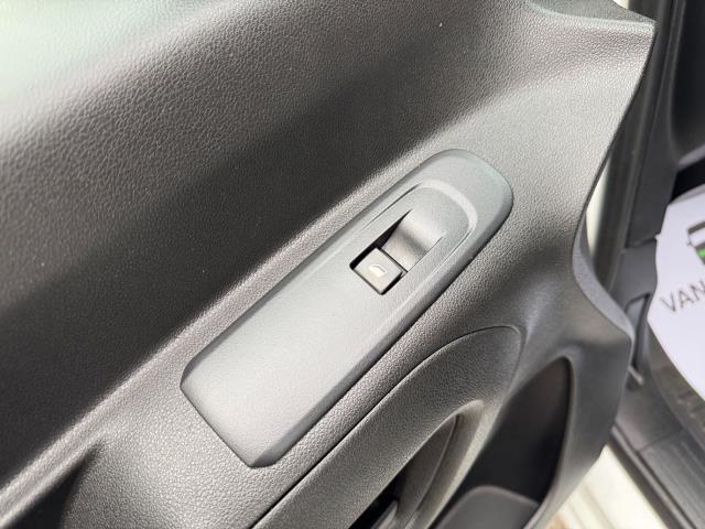 2022 Peugeot Partner 1000 1.5 Bluehdi 100 Professional Premium Van (PE71UVN) Image 34