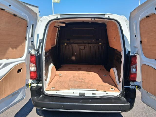 2021 Peugeot Partner L1 1000 1.5BLUE HDI 100PS PROFESSIONAL PREMIUM EURO 6 (PF71GGP) Image 9