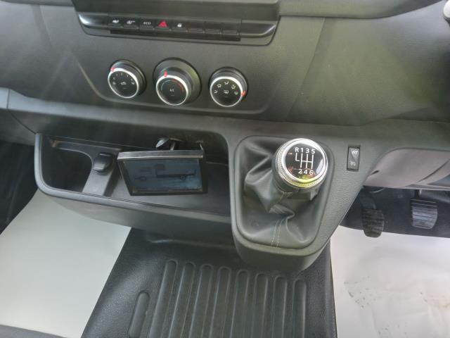 2021 Nissan Nv400 2.3 Dci 150Ps H1 Tekna Double Cab Dropside (PO21KSN) Image 31