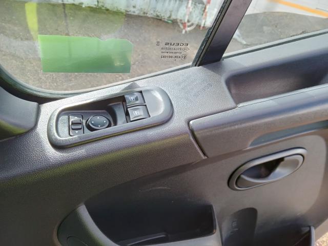 2021 Nissan Nv400 2.3 Dci 150Ps H1 Tekna Double Cab Dropside (PO21KSN) Image 32