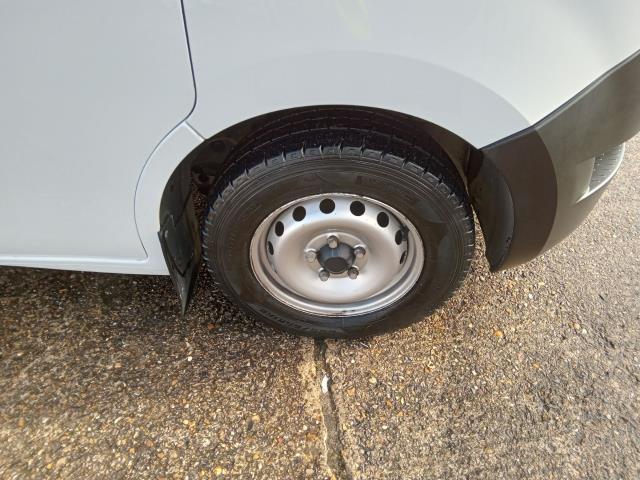 2021 Nissan Nv400 2.3 Dci 150Ps H1 Tekna Double Cab Dropside (PO21KSN) Image 37