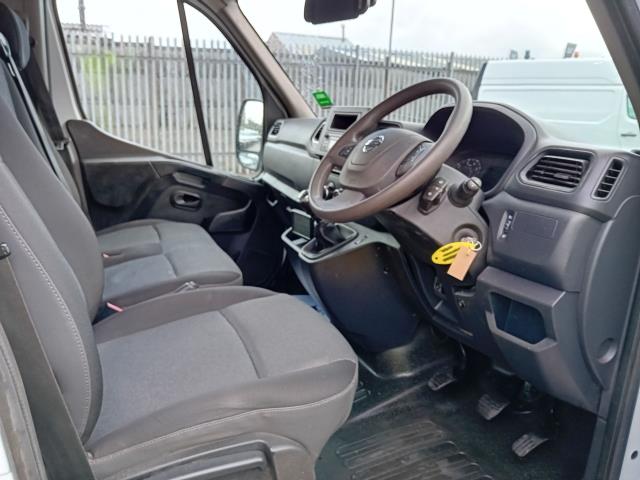 2021 Nissan Nv400 NV400 2.3DCI DOUBLE CAB DROPSIDE TEKNA 150PS EURO 6 (PO21KSZ) Image 13