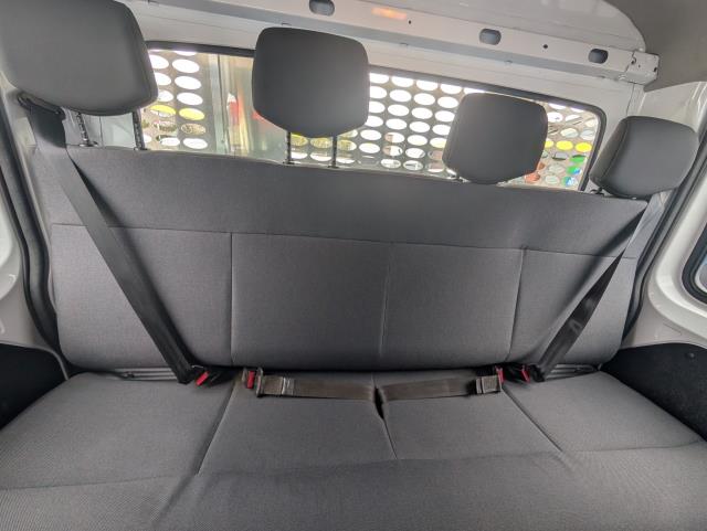 2021 Nissan Nv400 2.3 Dci 150Ps H1 Tekna Double Cab Dropside - Van Monster Rated 4.9★ on Trustpilot – Come See Why (PO21KWT) Image 18