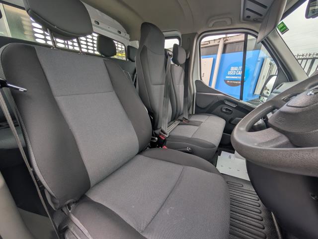2021 Nissan Nv400 2.3 Dci 150Ps H1 Tekna Double Cab Dropside - Van Monster Rated 4.9★ on Trustpilot – Come See Why (PO21KWT) Image 12