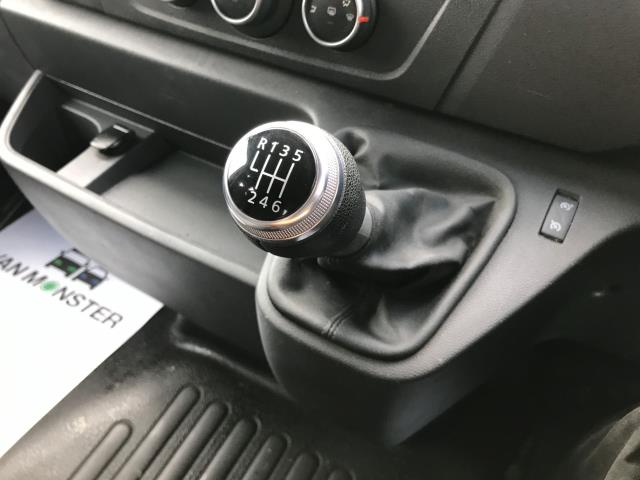 2021 Nissan Nv400 2.3 Dci 150Ps H1 Tekna Double Cab Dropside (PO21KXD) Image 28