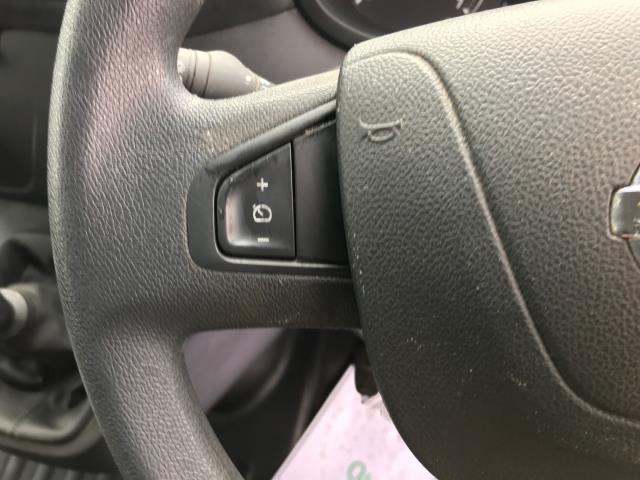 2021 Nissan Nv400 2.3 Dci 150Ps H1 Tekna Double Cab Dropside (PO21KXD) Image 30