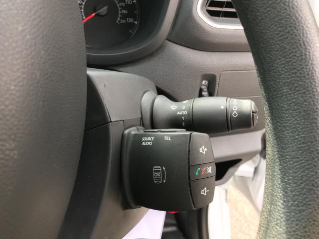 2021 Nissan Nv400 2.3 Dci 150Ps H1 Tekna Double Cab Dropside (PO21KXD) Image 33