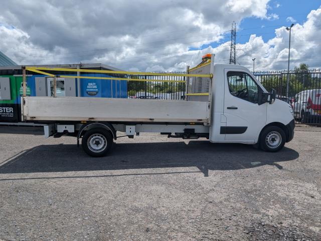 2021 Nissan Nv400 2.3 Dci 150Ps H1 Tekna Chassis Cab (PO21KXL) Image 10
