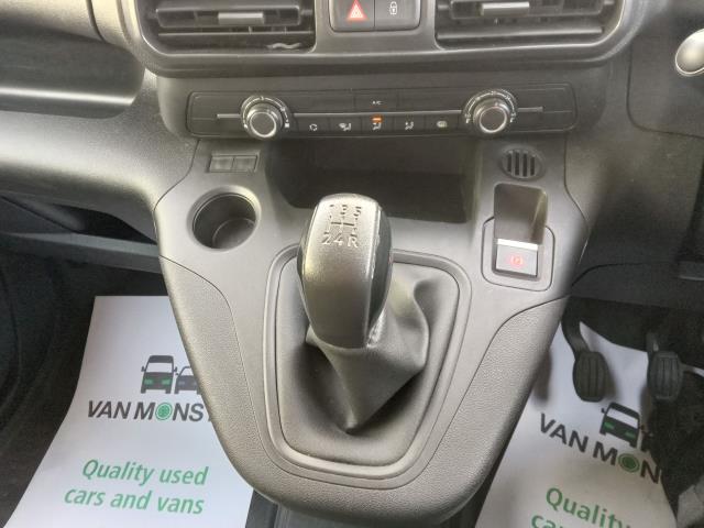 2021 Peugeot Partner 950 1.5 Bluehdi 100 Professional Van (RA21NYN) Image 29