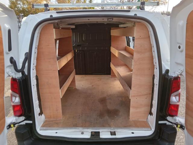 2021 Peugeot Partner 950 1.5 Bluehdi 100 Professional Van (RA21NYN) Image 14