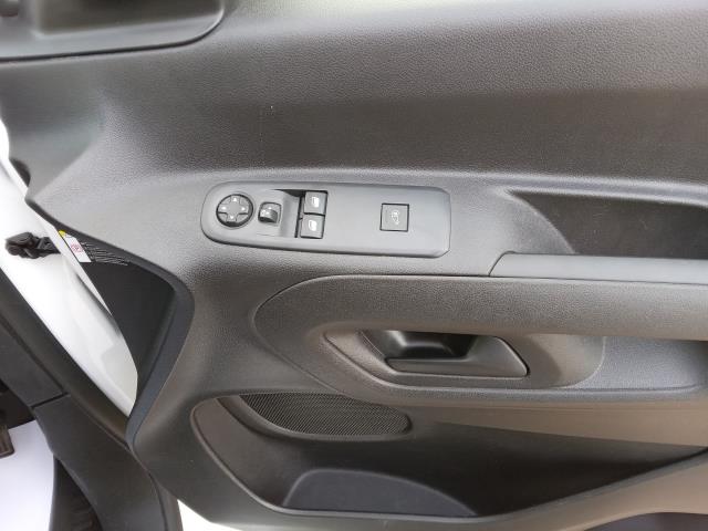 2021 Peugeot Partner 950 1.5 Bluehdi 100 Professional Van (RA21NYN) Image 24