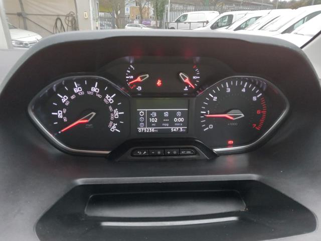 2023 Peugeot Partner 950 1.5 Bluehdi 100 L2 Professional Premium + Van (RF72CLV) Image 27