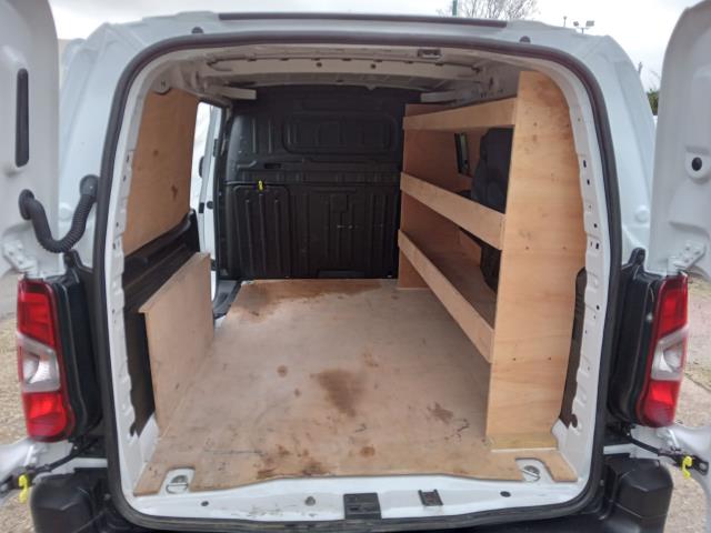 2023 Peugeot Partner 950 1.5 Bluehdi 100 L2 Professional Premium + Van (RF72CLV) Image 13