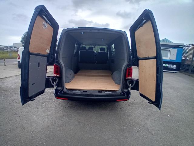 2023 Volkswagen Transporter 2.0 Tdi 150 Highline Van (RF72EUR) Image 11