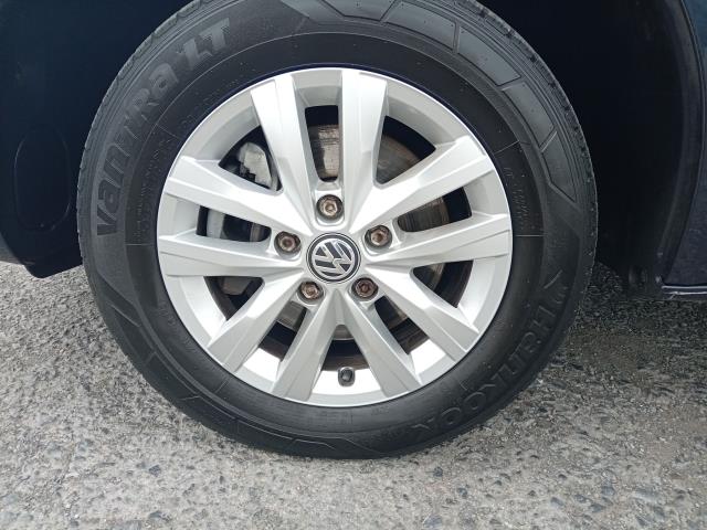 2023 Volkswagen Transporter 2.0 Tdi 150 Highline Van (RF72EUR) Image 24