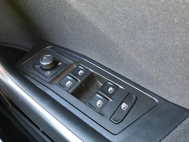 2023 Volkswagen T-Roc 1.0 Tsi Life 5Dr (RK73YWG) Image 35