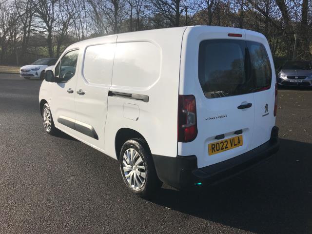 2022 Peugeot Partner 850 1.5 Bluehdi 100 Professional Premium Crew Van (RO22VLA) Image 6