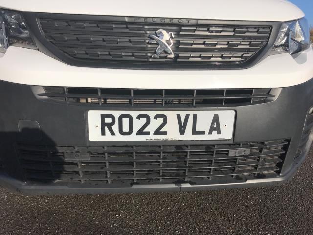2022 Peugeot Partner 850 1.5 Bluehdi 100 Professional Premium Crew Van (RO22VLA) Image 12