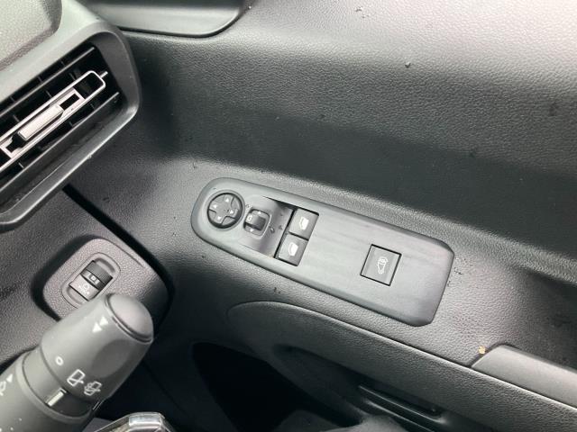 2023 Peugeot Partner 1000 1.5 Bluehdi 100 Professional Premium + Van (RO23OJB) Image 31