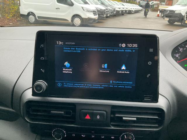 2023 Peugeot Partner 1000 1.5 Bluehdi 100 Professional Premium + Van (RO23OJB) Image 21