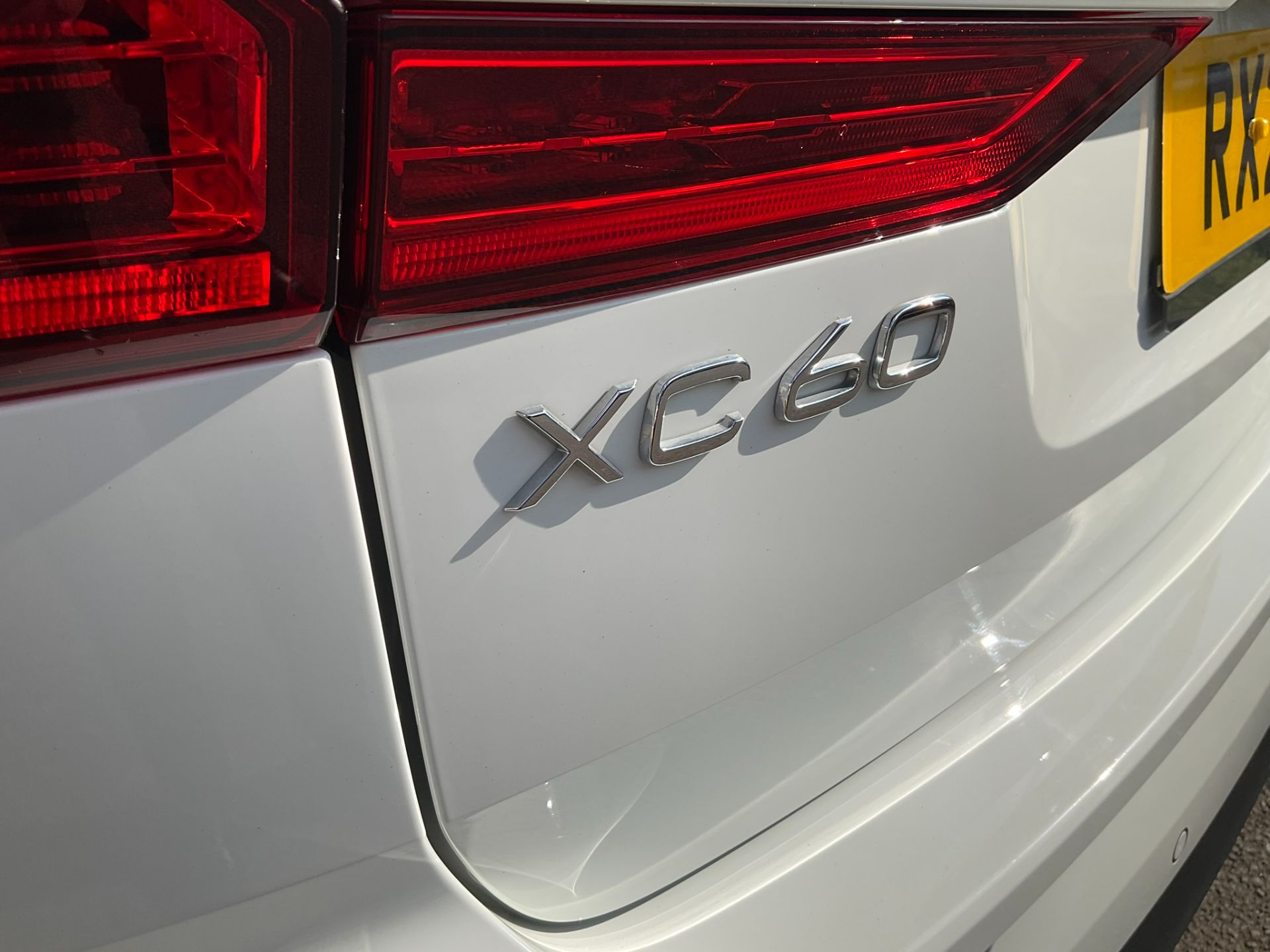 2021 Volvo Xc60 2.0 B5p [250] Momentum 5Dr Awd Geartronic (RX21ORO) Thumbnail 29