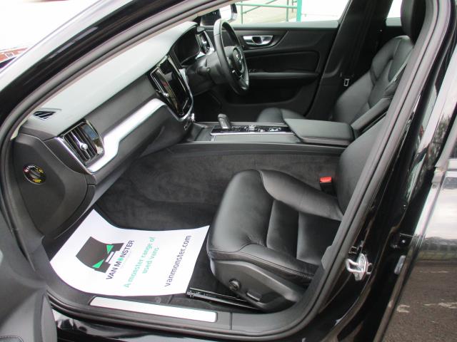 2021 Volvo V60 2.0 B4p Momentum 5Dr Auto (RX21ORV) Image 35
