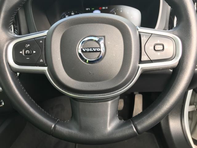 2021 Volvo Xc60 2.0 B5p [250] Momentum 5Dr Awd Geartronic (RX21OSK) Image 32