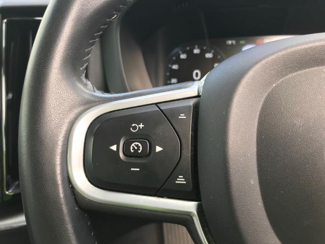 2021 Volvo Xc60 2.0 B5p [250] Momentum 5Dr Awd Geartronic (RX21OSK) Image 29