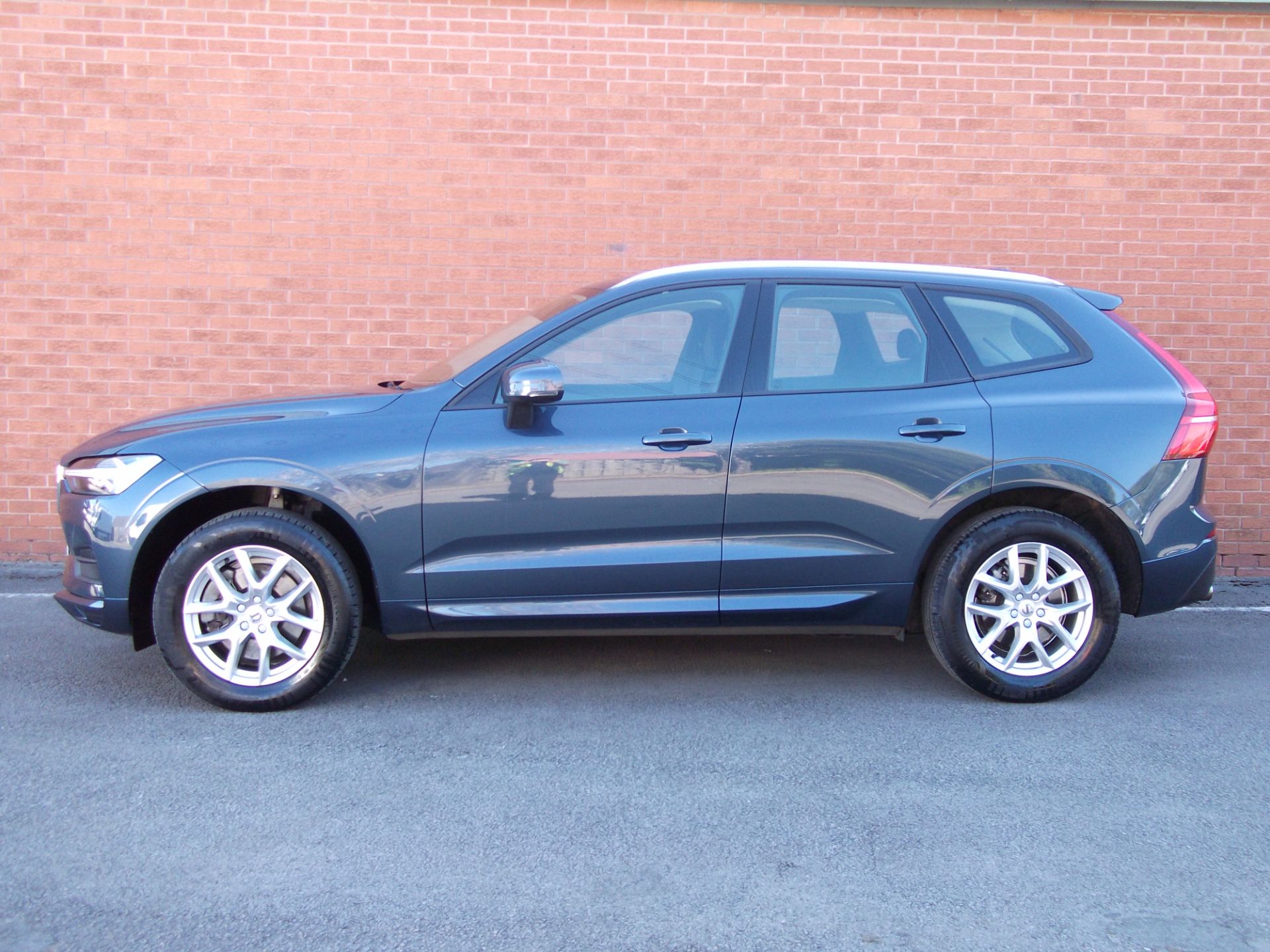 2021 Volvo Xc60 2.0 B5p [250] Momentum 5Dr AWD Geartronic (RX21OVM) Image 6